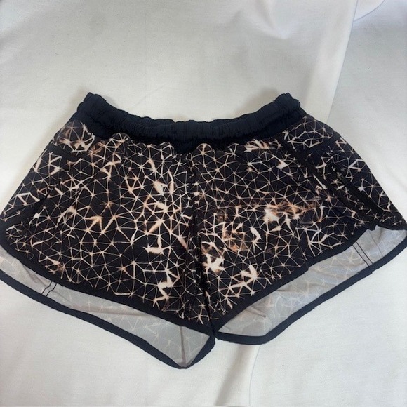 lululemon athletica Pants - Lululemon Hotty Hot Shorts Star Crushed Multi Black Size 10